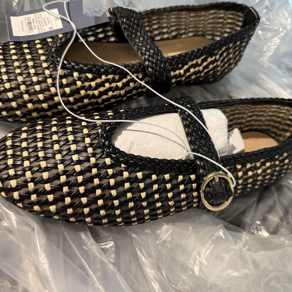 Women’s Noemi Flats with Memory Foam Insole - Universal Thread 10 - Picture 9 of 11
